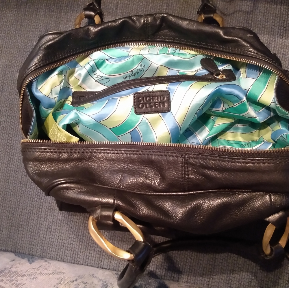 Handbag - Picture 3 of 6